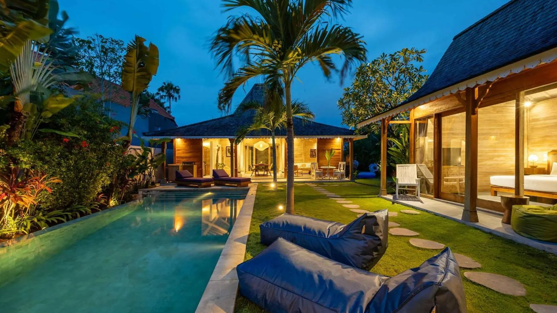Villa Du Bah - Family Gateway 3Br Villa 12Min To Beach With Private Pool And Parking Kerobokan Indonésie