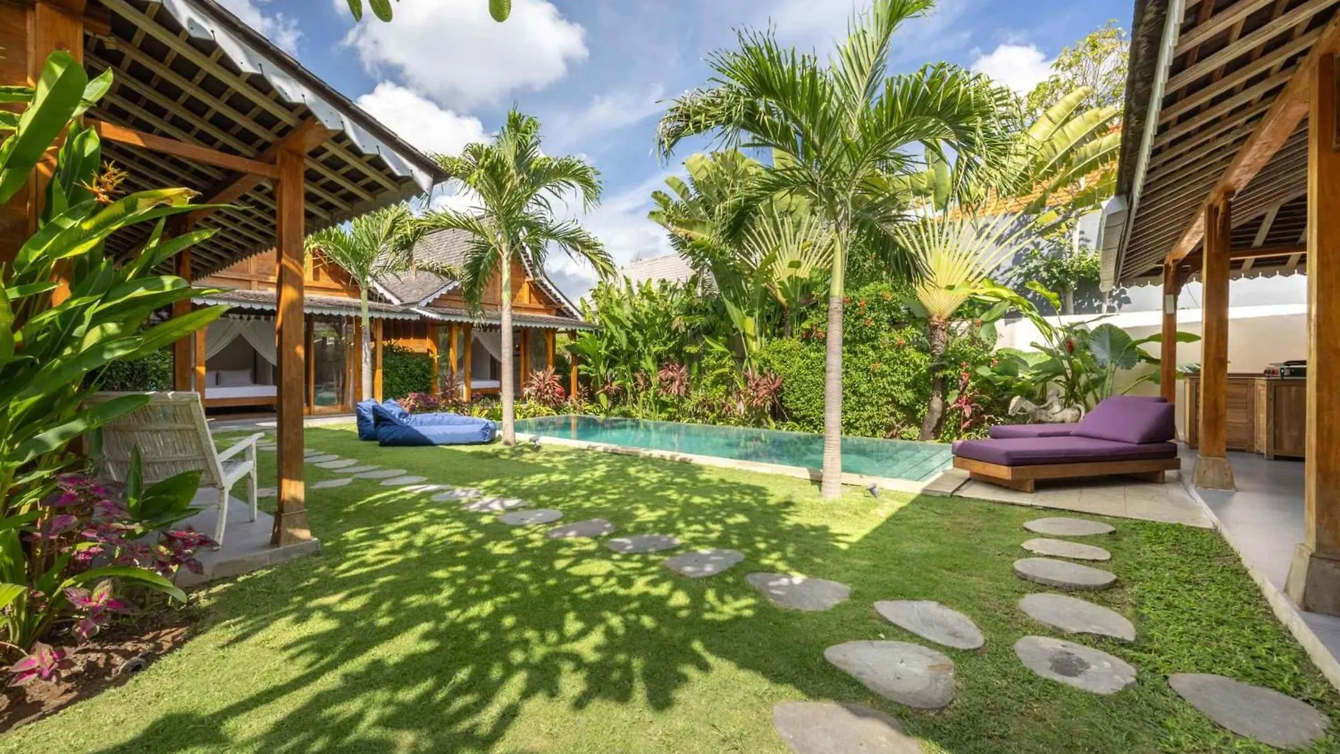 Villa Du Bah - Family Gateway 3Br Villa 12Min To Beach With Private Pool And Parking Kerobokan